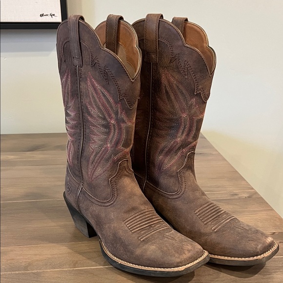 Ariat Brown Western Cowboy Boots with Pink Stitching - Picture 1 of 7